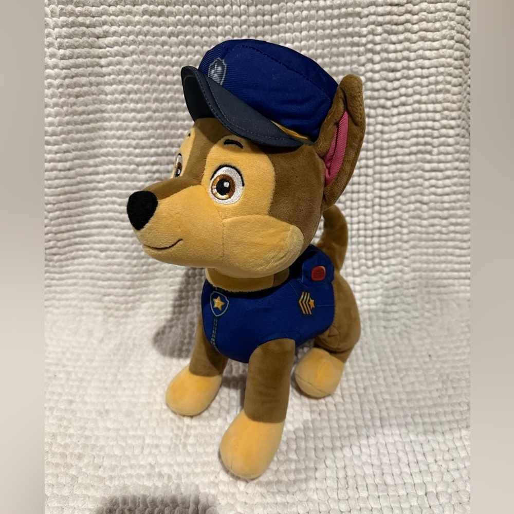 Paw Patrol - Chase Toy in Brown and Blue - Kids' Patrol Pup - stuffed animal
